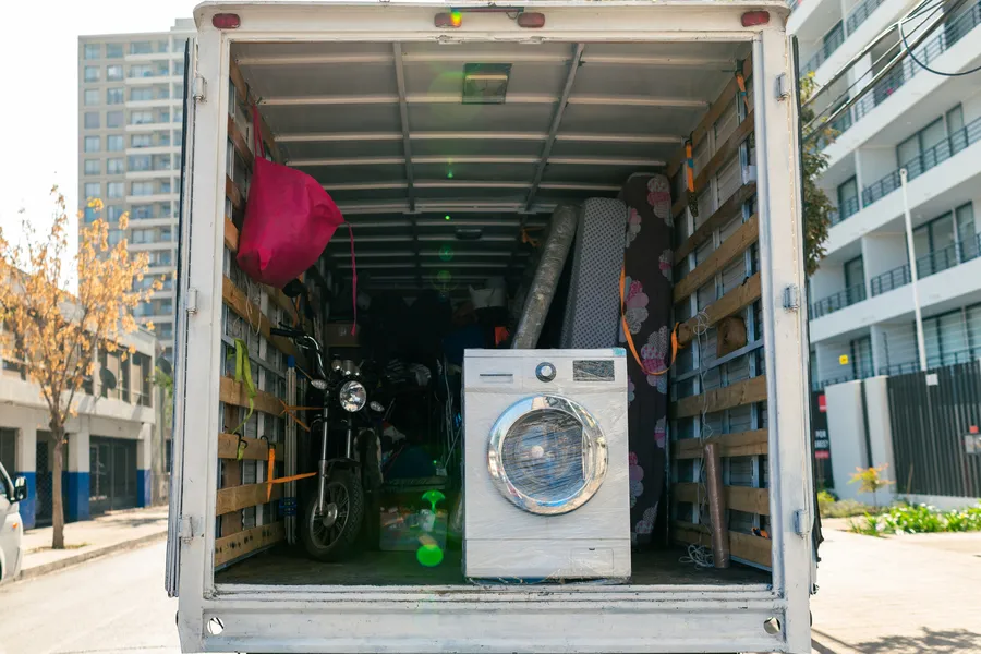 Signs You Need An Appliance Removal Hauling Service Soon in Philadelphia, PA